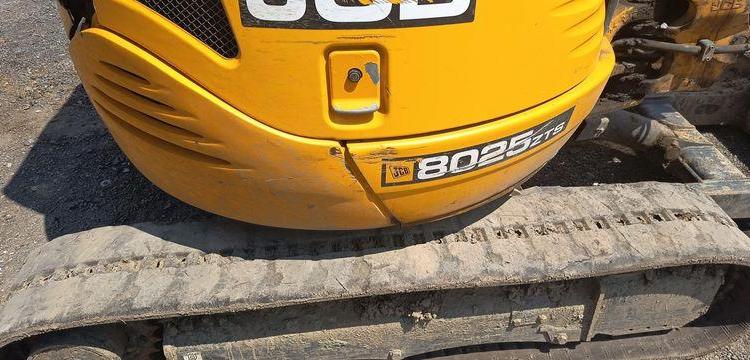 JCB MINI-PELLE SUR CHENILLES 8025 ZT – 2,81T – DIESEL  – 4351 HEURES – ANNEE 2017  27887