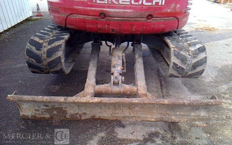 TAKEUCHI MINI PELLE AVEC DEPORT PIED DE FLECHE TB153FR 5.7T 7189H AN2012 GRIS 301412