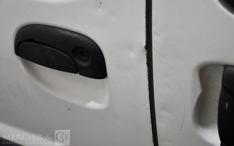 RENAULT KANGOO BLANC 480CQA59