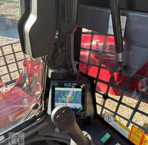 TAKEUCHI CHARGEUR TL10 + GODET + TABLIER FOURCHE – 144H SUR DESIGNATION Corbara (20)  62024