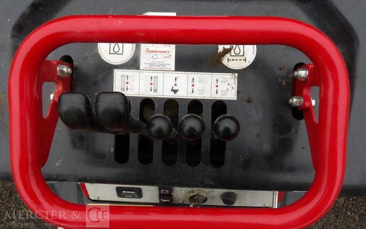 HINOWA MINI DUMPER CHARGEUSE SUR CHENILLES HS701 DIESEL – 76 HEURES – AN 2024  64ZK1