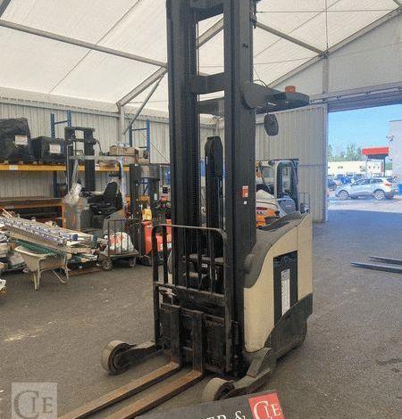 CROWN CHARIOT ELEVATEUR FRONTAL RETRACTABLE RR5220 ELECTRIQUE CAPACITE 1,6T – AN 2003  65059