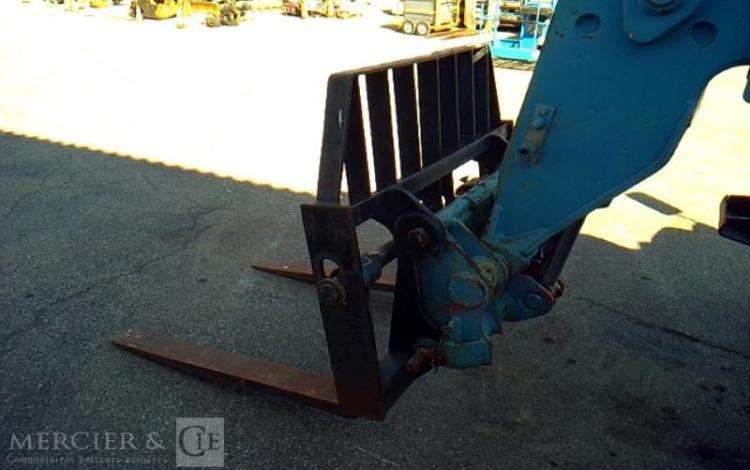 JLG CHARIOT TELESCOPIQUE 4013 DIESEL 13M – 4T- 5950H  – AN2005 BLEU 6642