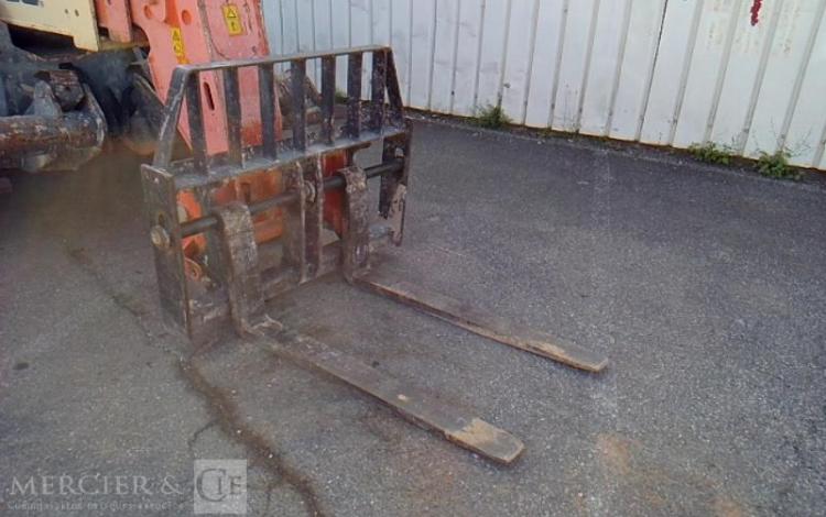 JLG CHARIOT TELESCOPIQUE DIESEL 4013  4T 13M  5681H AN2005 ORA 6651