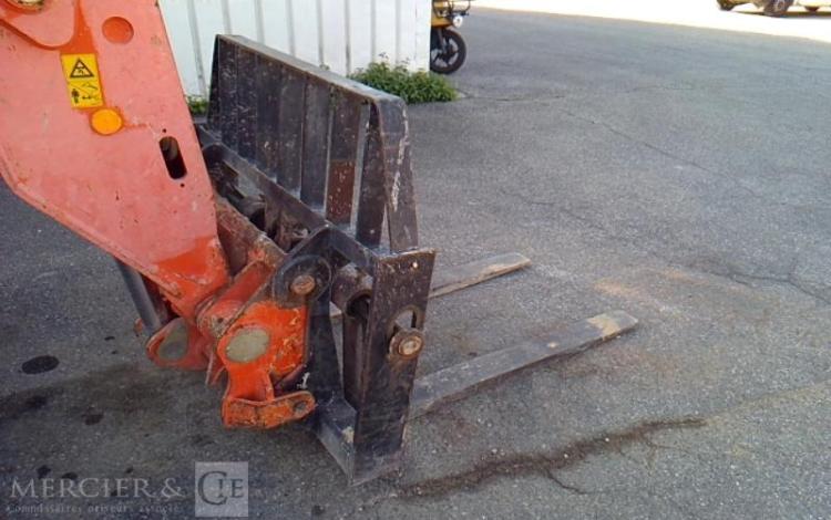 JLG CHARIOT TELESCOPIQUE DIESEL 4013  4T 13M  5681H AN2005 ORA 6651
