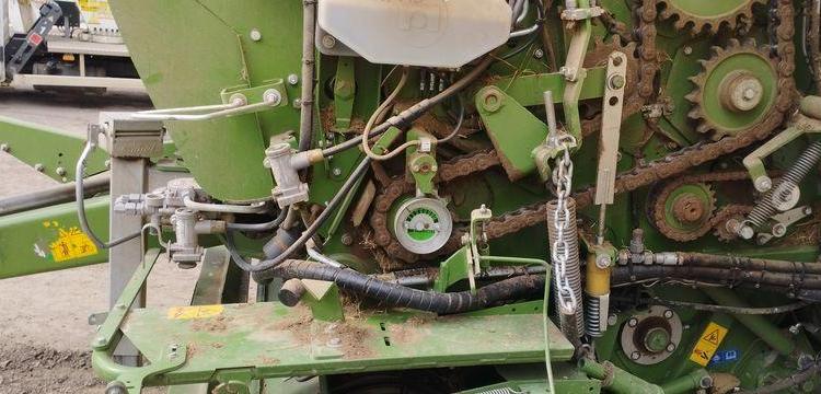 KRONE COMBINE PRESSE ENRUBANNEUSE COMPRIMA CF 155 XC-XTREME- 2 ESSIEUX – PTAC 9 T  76897