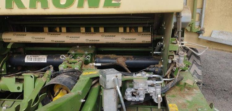 KRONE COMBINE PRESSE ENRUBANNEUSE COMPRIMA CF 155 XC-XTREME- 2 ESSIEUX – PTAC 9 T  76897