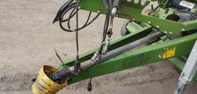 KRONE COMBINE PRESSE ENRUBANNEUSE COMPRIMA CF 155 XC-XTREME- 2 ESSIEUX – PTAC 9 T  76897
