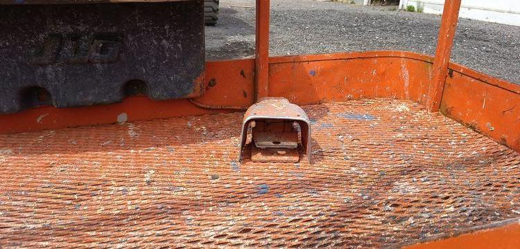 JLG NACELLE ARTICULEE 510AJ DIESEL 16M – HORAMETRE 5596 HEURES – AN 2007  7726