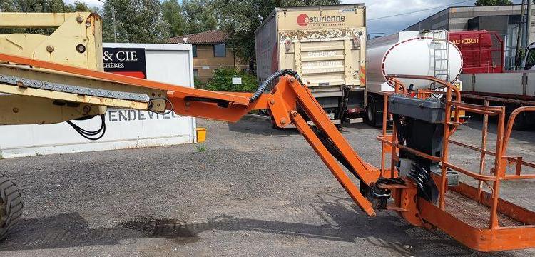 JLG NACELLE ARTICULEE 510AJ DIESEL 16M – HORAMETRE 5596 HEURES – AN 2007  7726