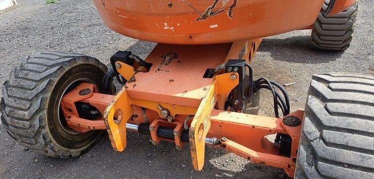 JLG NACELLE ARTICULEE 510AJ DIESEL 16M – HORAMETRE 5596 HEURES – AN 2007  7726