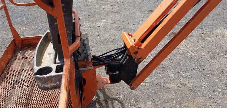 JLG NACELLE ARTICULEE 510AJ DIESEL 16M – HORAMETRE 5596 HEURES – AN 2007  7726