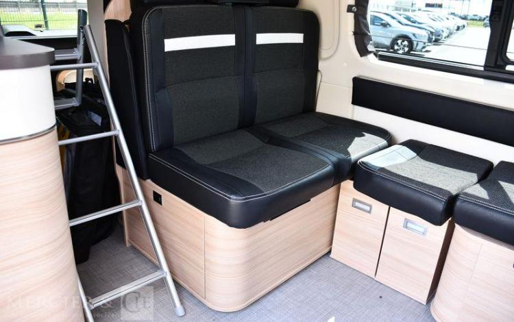 VOLKSWAGEN TRANSPORTER 2,0 150CH TDI VAN STYLEVAN DURBAN BVA BLANC 77524