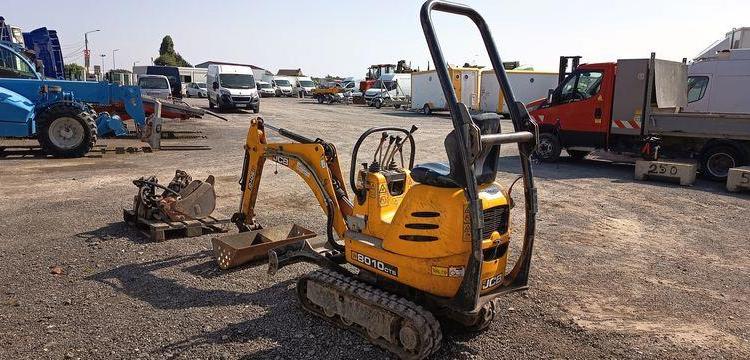 JCB MICROPELLE SUR CHENILLES 8010 CTS – DIESEL – 1 TONNE – 895 HEURES – ANNEE 2018  8010LTS