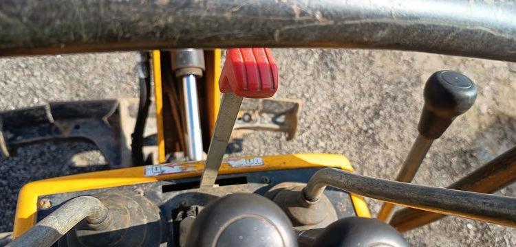 JCB MICROPELLE SUR CHENILLES 8010 CTS – DIESEL – 1 TONNE – 895 HEURES – ANNEE 2018  8010LTS