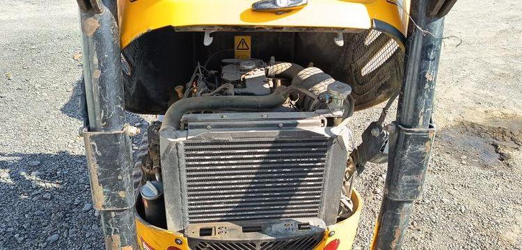JCB MICROPELLE SUR CHENILLES 8010 CTS – DIESEL – 1 TONNE – 895 HEURES – ANNEE 2018  8010LTS