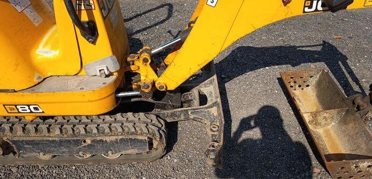 JCB MICROPELLE SUR CHENILLES 8010 CTS – DIESEL – 1 TONNE – 895 HEURES – ANNEE 2018  8010LTS