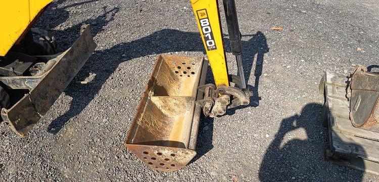 JCB MICROPELLE SUR CHENILLES 8010 CTS – DIESEL – 1 TONNE – 895 HEURES – ANNEE 2018  8010LTS