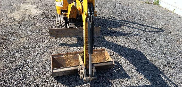 JCB MICROPELLE SUR CHENILLES 8010 CTS – DIESEL – 1 TONNE – 895 HEURES – ANNEE 2018  8010LTS