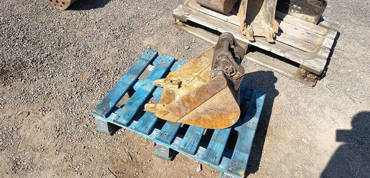 JCB MICROPELLE SUR CHENILLES 8010 CTS – DIESEL – 1 TONNE – 895 HEURES – ANNEE 2018  8010LTS