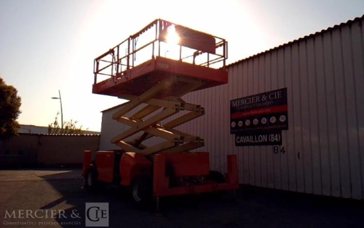 JLG NACELLE CISEAUX 3394RT  DIESEL 12M –  4209H  – AN2007 ORA 8544