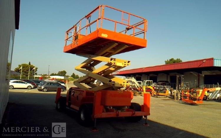 JLG NACELLE CISEAUX 3394RT  DIESEL 12M –  4209H  – AN2007 ORA 8544