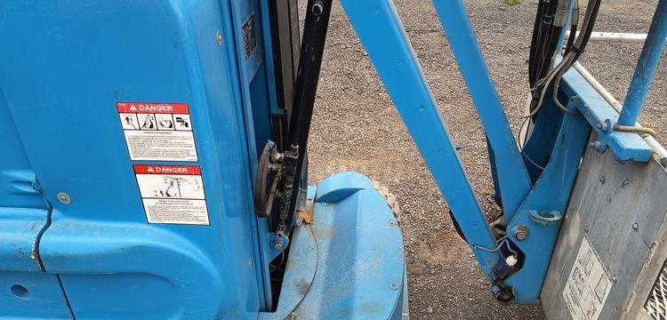 ATN NACELLE A MAT VERTICAL ELECTRIQUE 8,80M – HORAMETRE 919 HEURES – AN 2007  8561