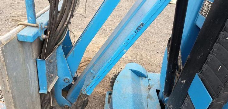 ATN NACELLE A MAT VERTICAL ELECTRIQUE 8,80M – HORAMETRE 919 HEURES – AN 2007  8561