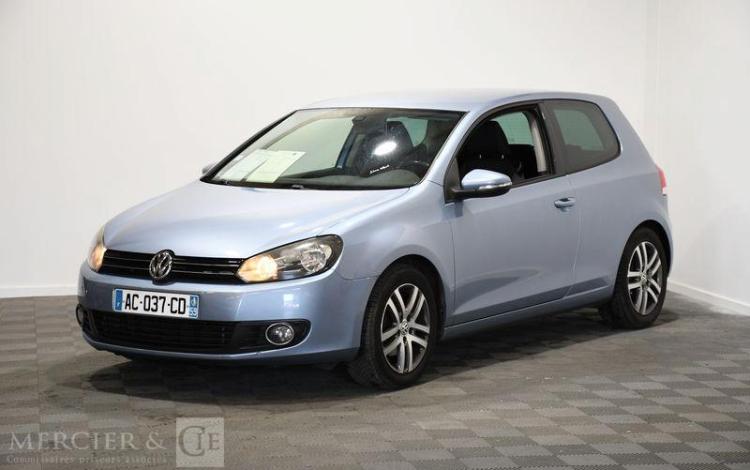 VOLKSWAGEN GOLF BREAK 2,0 TDI 105CH BLUEMOTION BLEU AC-037-CD