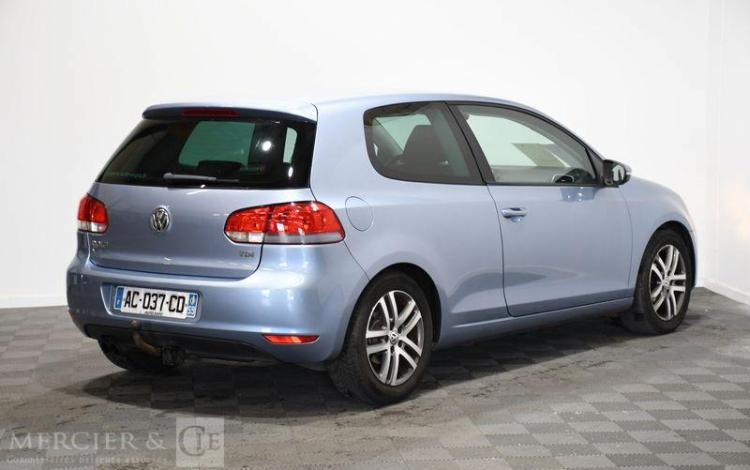 VOLKSWAGEN GOLF BREAK 2,0 TDI 105CH BLUEMOTION BLEU AC-037-CD