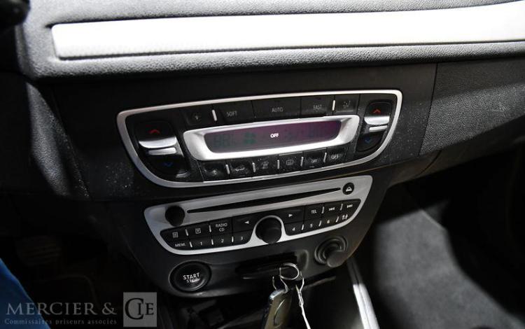 RENAULT MEGANE 1.5 DCI 110CH DYNAMIQUE NOIR AH-078-AH