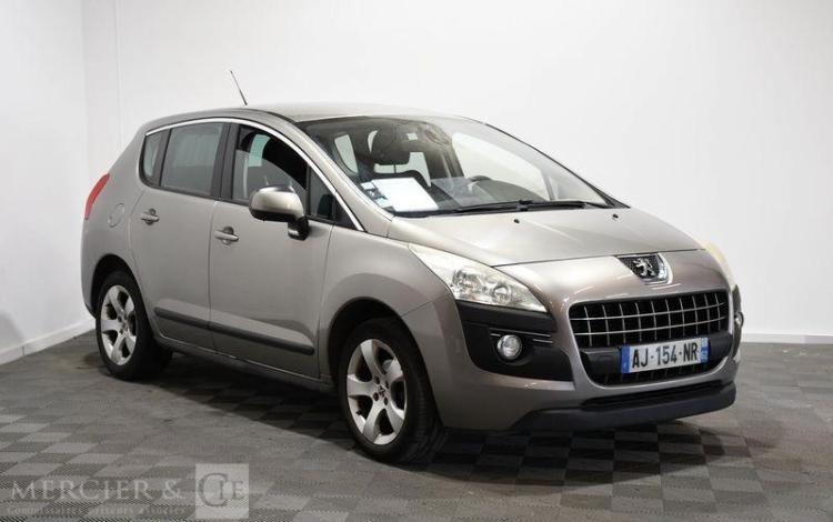 PEUGEOT 3008 1,6 HDI 110 PREMIUM GRIS AJ-154-NR
