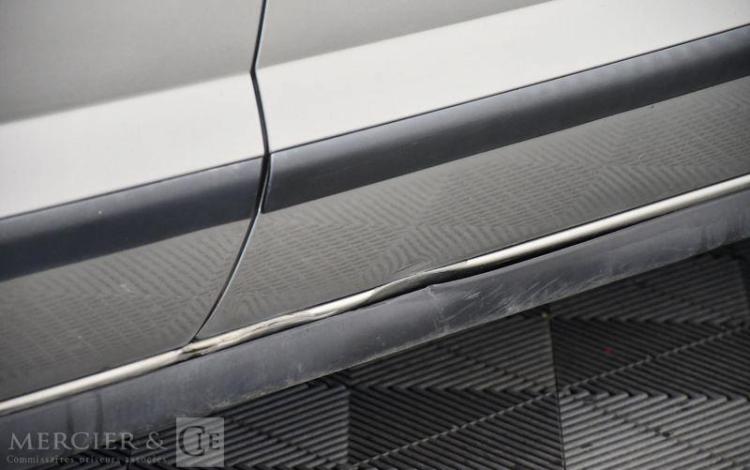 PEUGEOT 3008 1,6 HDI 110 PREMIUM GRIS AJ-154-NR