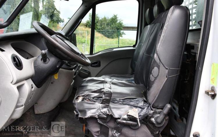 RENAULT MASCOTT 130.55 3.0 DCI 130CH BLANC AK-799-EQ