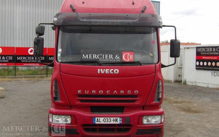IVECO EUROCARGO 120E24 PLATEAU – PTAC : 11,99 TONNES – 485762 KMS – ANNEE 2004 BORDEAUX AL-033-HK