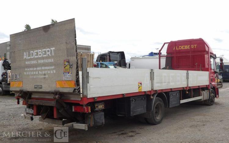 IVECO EUROCARGO 120E24 PLATEAU – PTAC : 11,99 TONNES – 485762 KMS – ANNEE 2004 BORDEAUX AL-033-HK