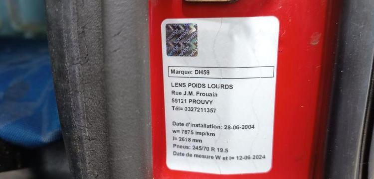 IVECO EUROCARGO 120E24 PLATEAU – PTAC : 11,99 TONNES – 485762 KMS – ANNEE 2004 BORDEAUX AL-033-HK