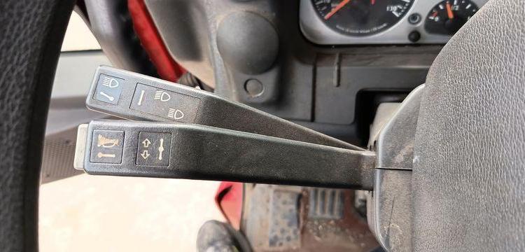 IVECO EUROCARGO 120E24 PLATEAU – PTAC : 11,99 TONNES – 485762 KMS – ANNEE 2004 BORDEAUX AL-033-HK