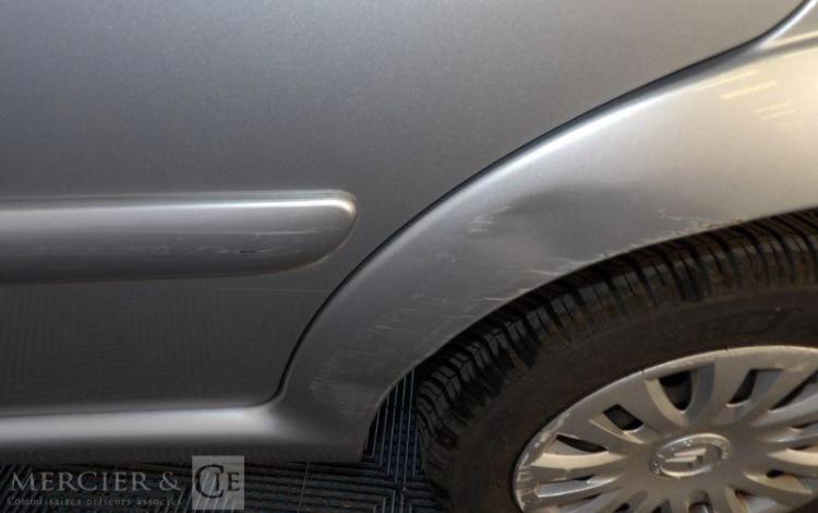 CITROEN C3 GENERATION-I 1.1 60 COLLECTION GRIS AM-723-RD
