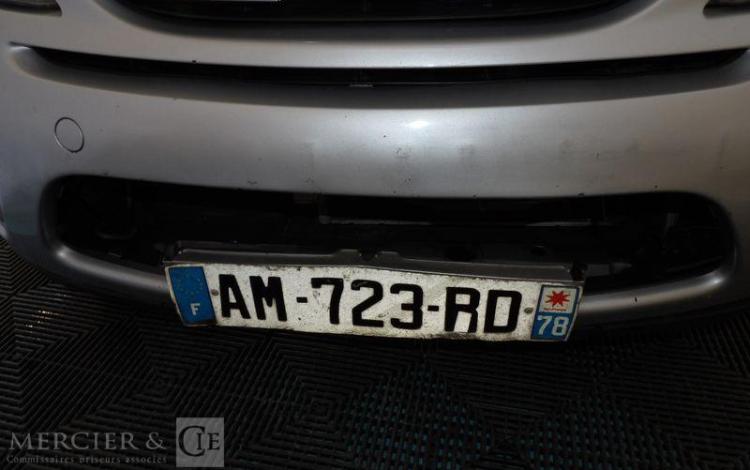 CITROEN C3 GENERATION-I 1.1 60 COLLECTION GRIS AM-723-RD