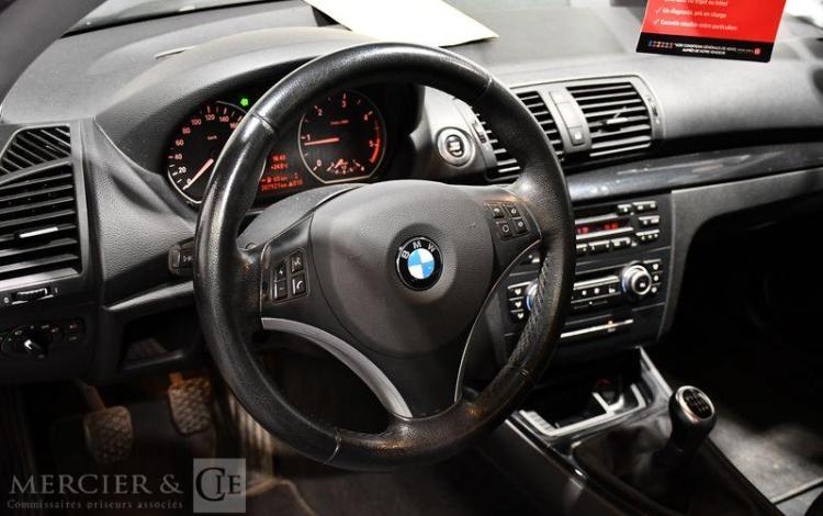 BMW SERIE 1 2,0 116D 115 SPORT DESIGN BLANC AQ-500-JN
