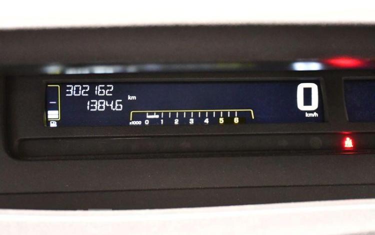 RENAULT GD SCENIC 1,5 DCI 105CH CONFORT AUTHENTIQUE GRIS AX-655-CA