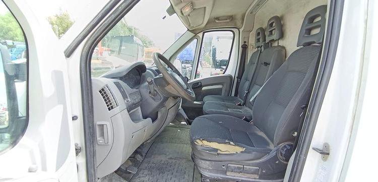 CITROEN JUMPER 3 PHASE 1/2 FOURGON 33 2,2HDI 16V FOURGON MOYEN 100CV – DIESEL BLANC BB-898-NZ