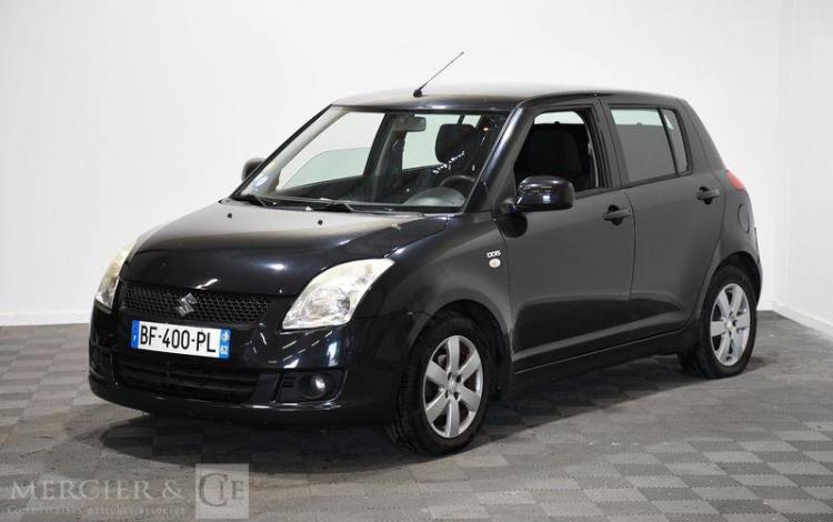 SUZUKI SWIFT 1,3 DDIS 75 GLX NOIR BF-400-PL