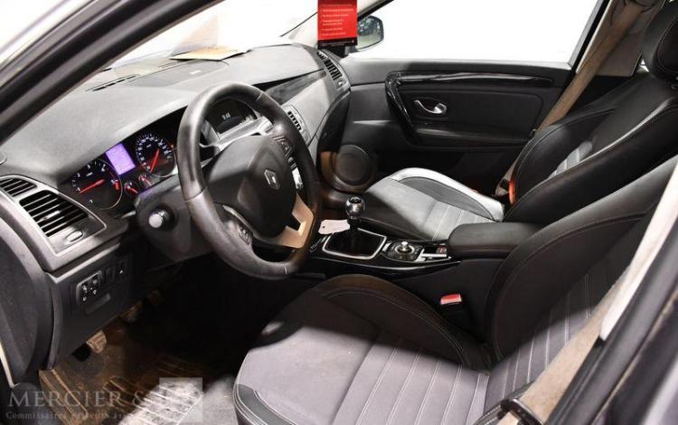 RENAULT LAGUNA 1.5 DCI 110 BOSE EDITION GRIS BF-492-NS