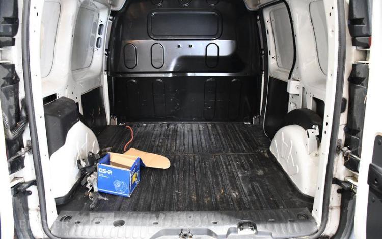 RENAULT KANGOO BLANC BG-368-MK