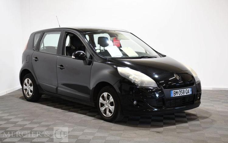 RENAULT SCENIC 1.5 DCI 110CH AUTHENTIQUE NOIR BM-058-QA
