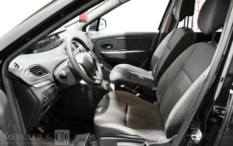 RENAULT SCENIC 1.5 DCI 110CH AUTHENTIQUE NOIR BM-058-QA