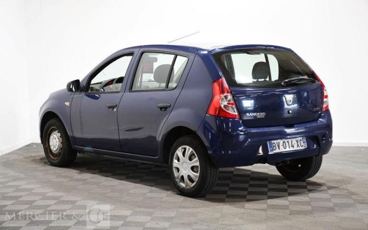 DACIA SANDERO 1.4 MPI 75CH BLEU BV-014-XC