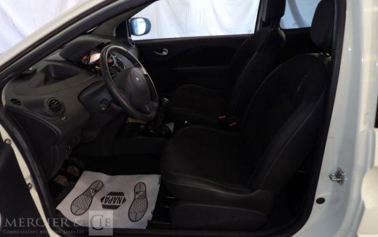 RENAULT TWINGO 1.2 LEV 75CH NIGHT DAY JAUNE BW-410-ZW